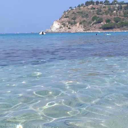 Aurora Apartman Capo Vaticano